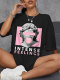 T-shirt sculptural & à lettres